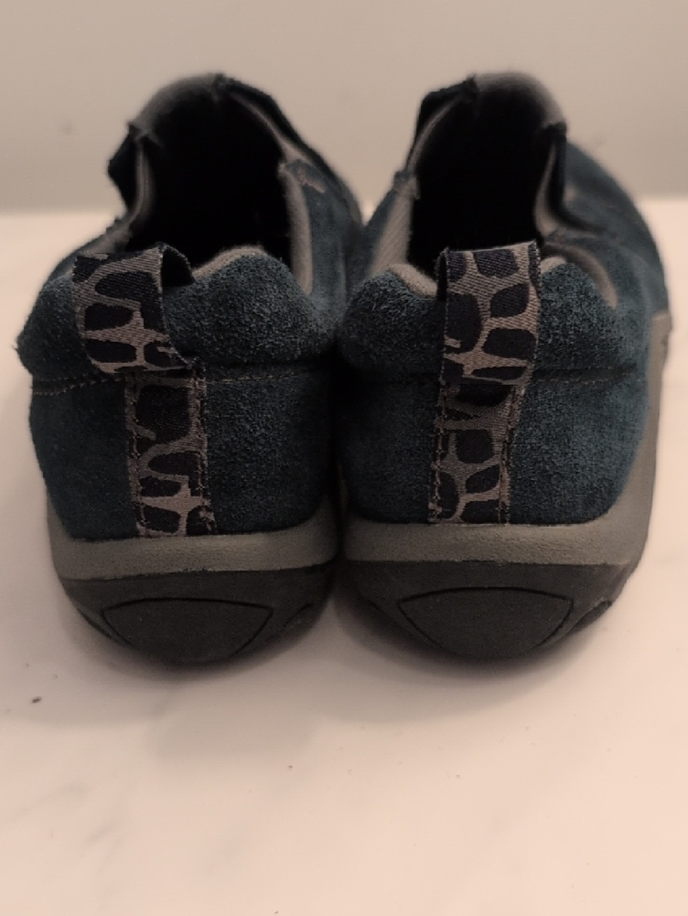 Merrell Jungle Moc Kids Slip-On Suede Loafers in Dark Blue - Picture 5 of 6